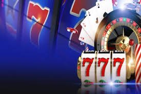 phpanalo Casino lobby showing live dealer and slots games for Filipino players